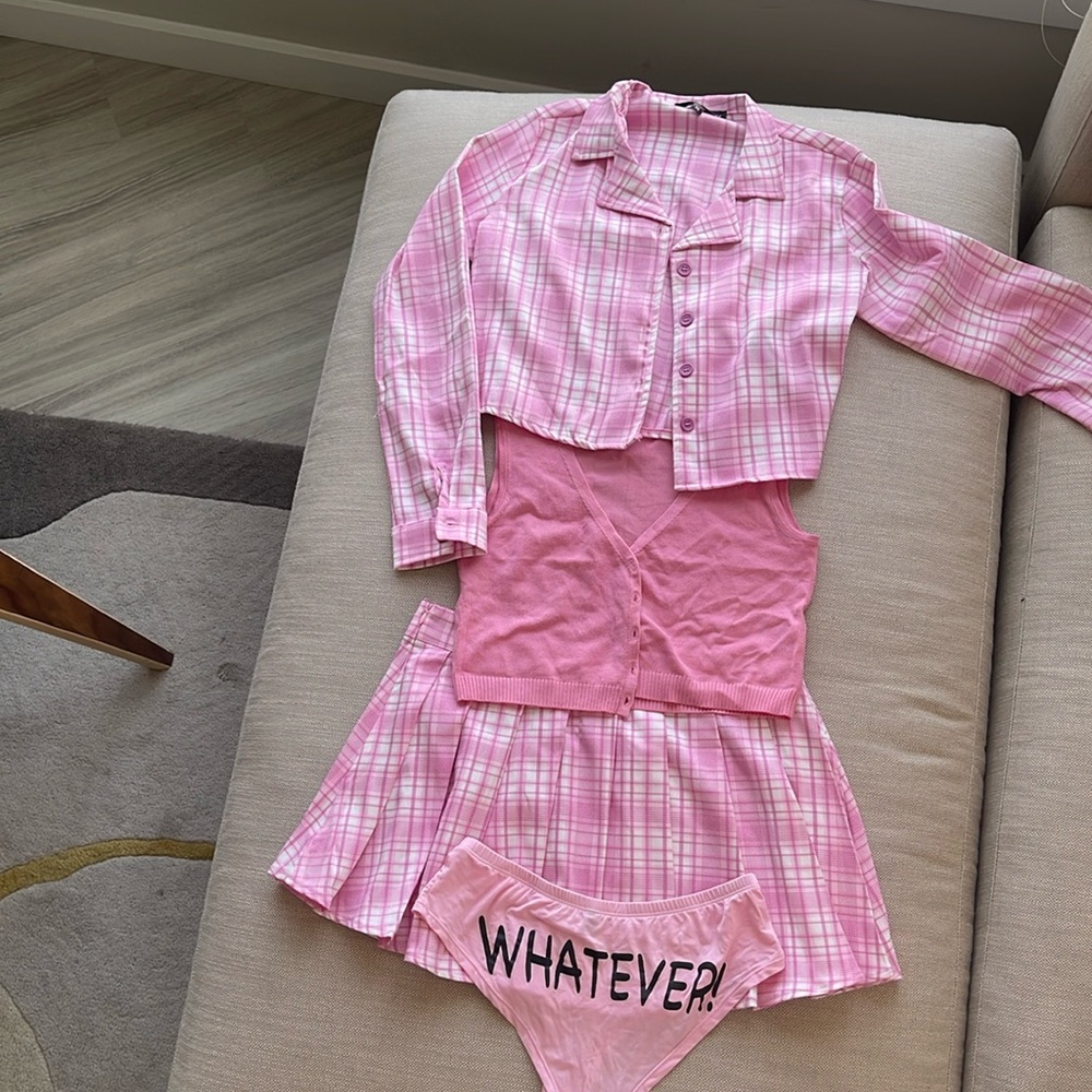 Mean Girl Costume